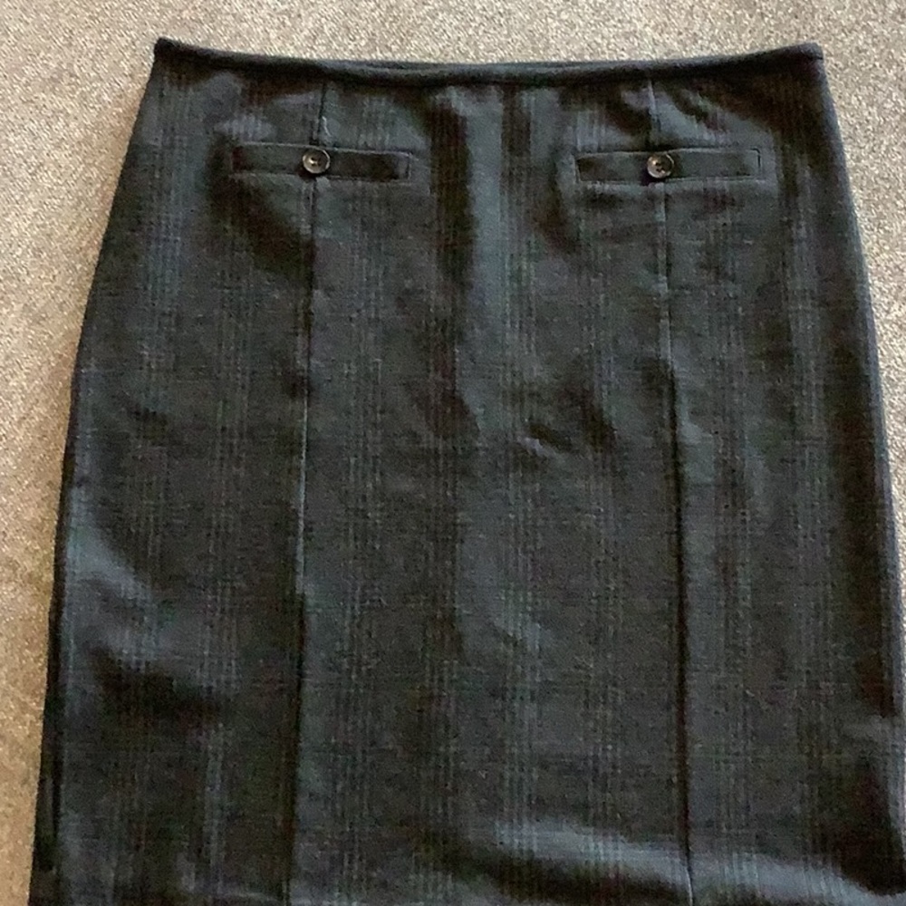 Women’s Reitmans Pencil skirt size 7 (Juniors)